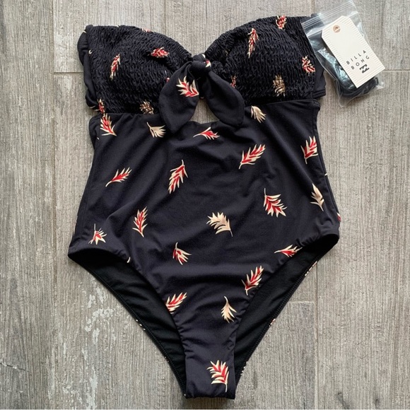 🔥🔥BILLABONG - FALLING LIGHT ONE PIECE🔥🔥 - Picture 5 of 8